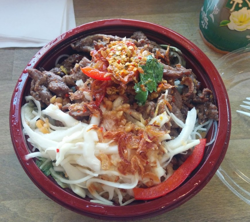 Bun vietnamese noodle salad